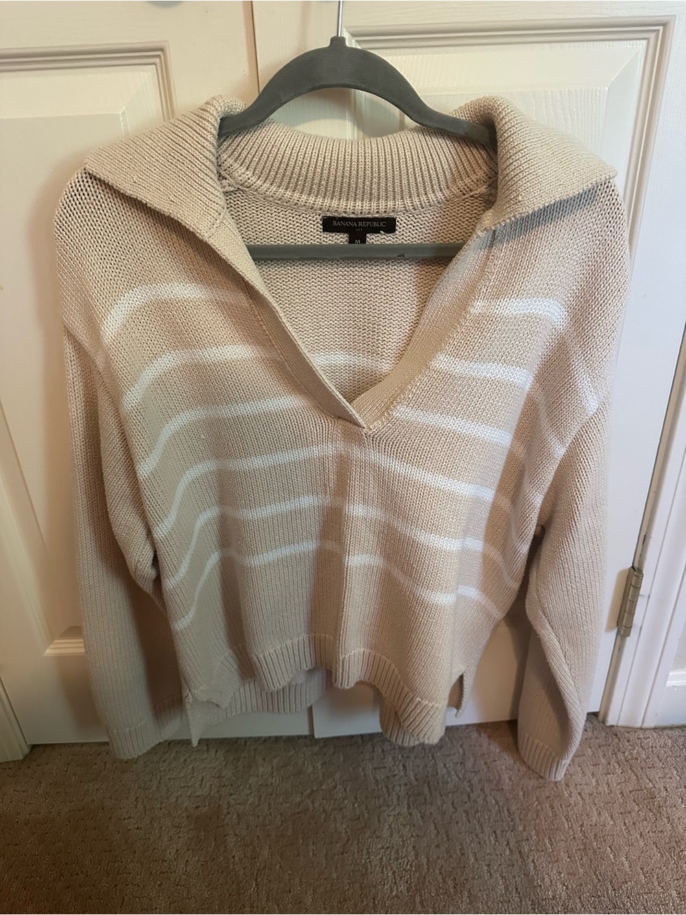 Banana Republic Beige and White Striped V-Neck Sweater